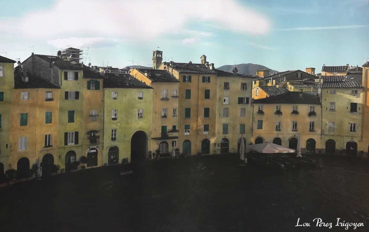 Lucca, Italia — Fotografía intervenida con acuarela