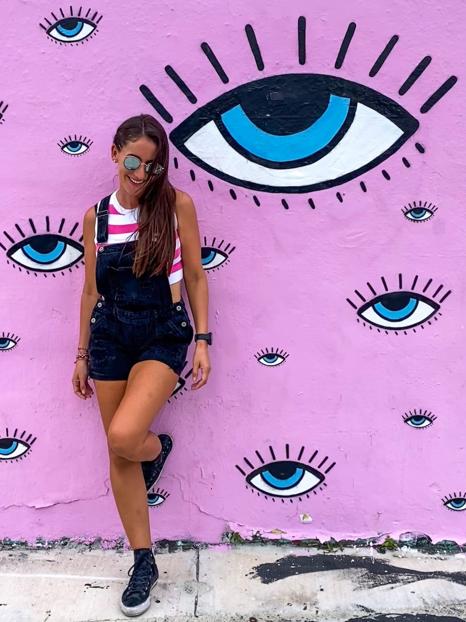 Lourdes Pérez, tanatóloga, facilitadora de arte como terapia y artista, autora de la obra de ColorMe