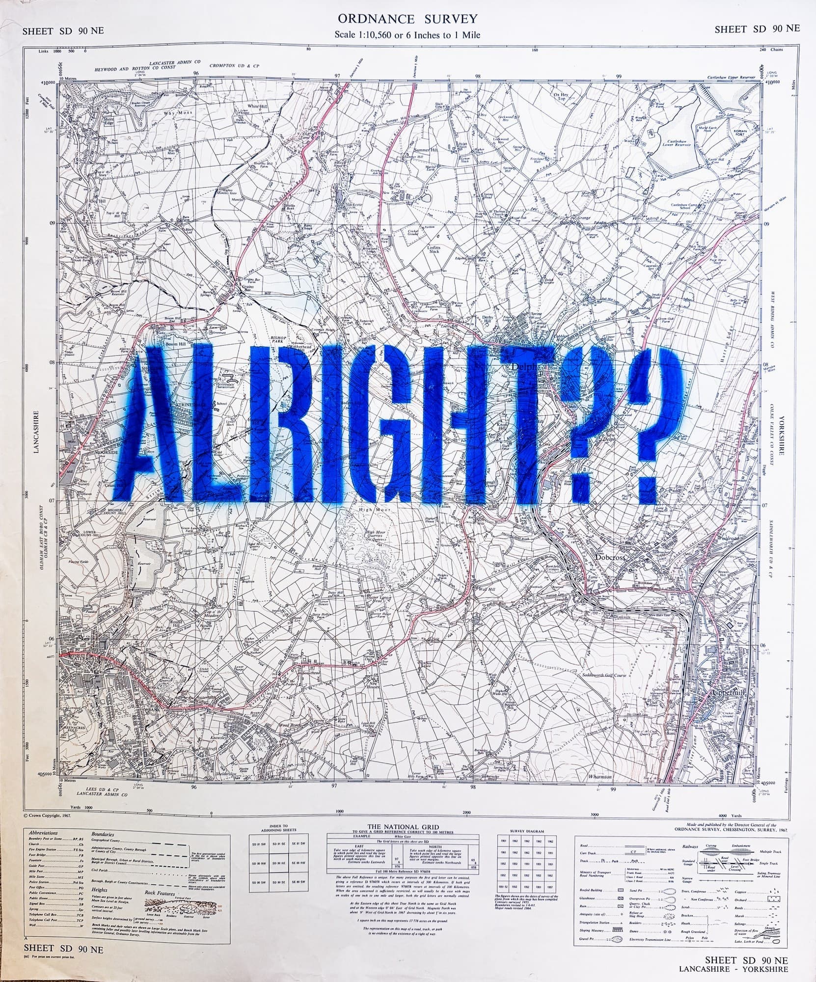 Alright, técnica mixta sobre mapa original de la Ordnance Survey (Reino Unido), obra de Lourdes Pérez